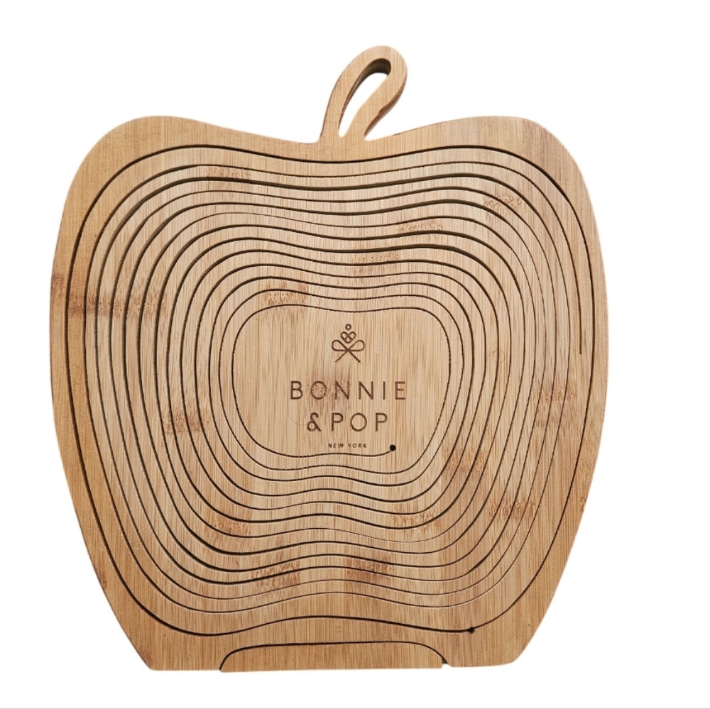 BONNIE & POP NEW YORK COLLAPSIBLE WOODEN APPLE BASKET 11-1/2"
